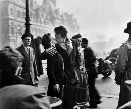 https://www.z3xmi.it/get image/doisneau+il+bacio