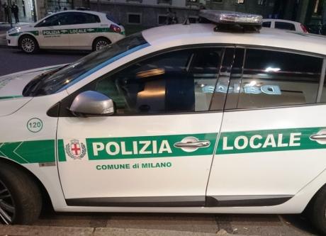 https://www.z3xmi.it/get image/polizialocaleMi