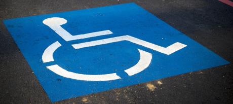 Parcheggio disabili Parcheggio disabili