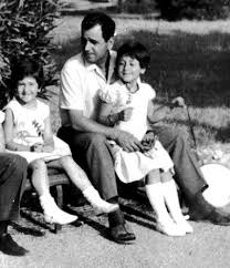 Un video documentario su Giuseppe Pinelli Z3xmi